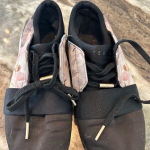 Ted Baker Black and Pink Athletic Shoes, 38.5 (have wear/need wash)